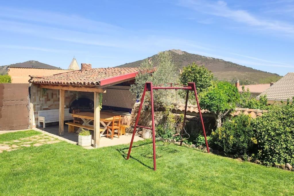 Casa Rural Tozolosolobos Otero de Bodos 외부 사진